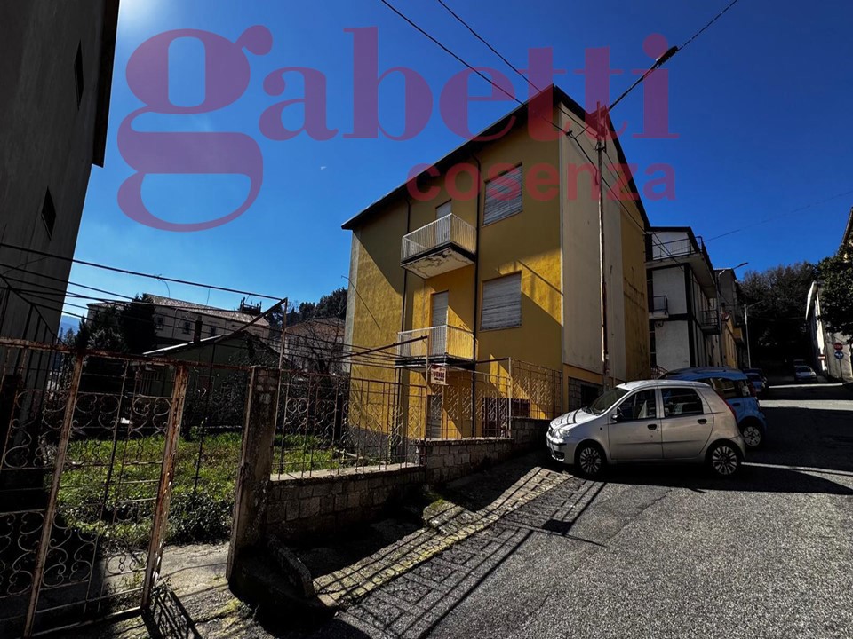 Appartamento in vendita a Carolei