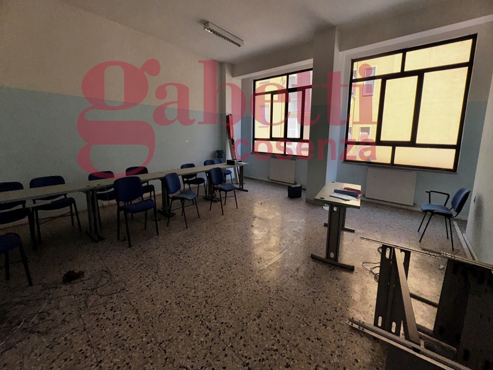 Quadrilocale in vendita a Cosenza