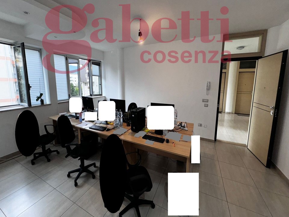 Ufficio in affitto a Rende