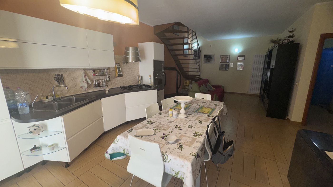 Casa indipendente con giardino a San Pietro in Guarano