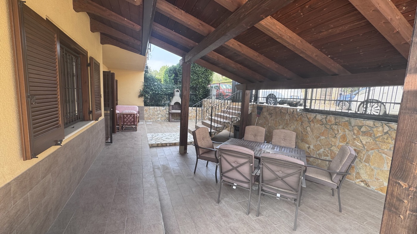 Casa indipendente con giardino a San Pietro in Guarano