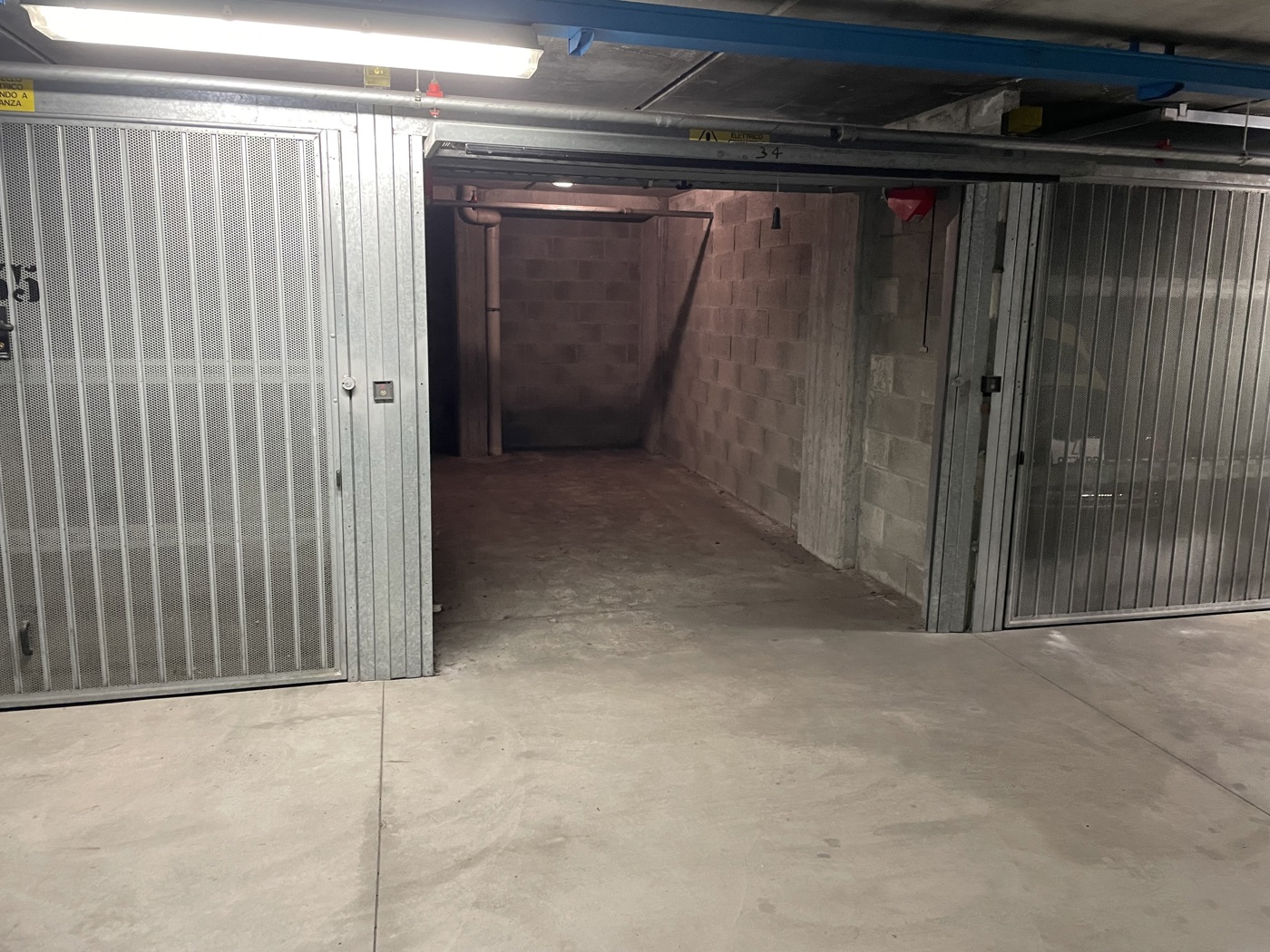 Box/Garage 13mq in vendita a Lodi