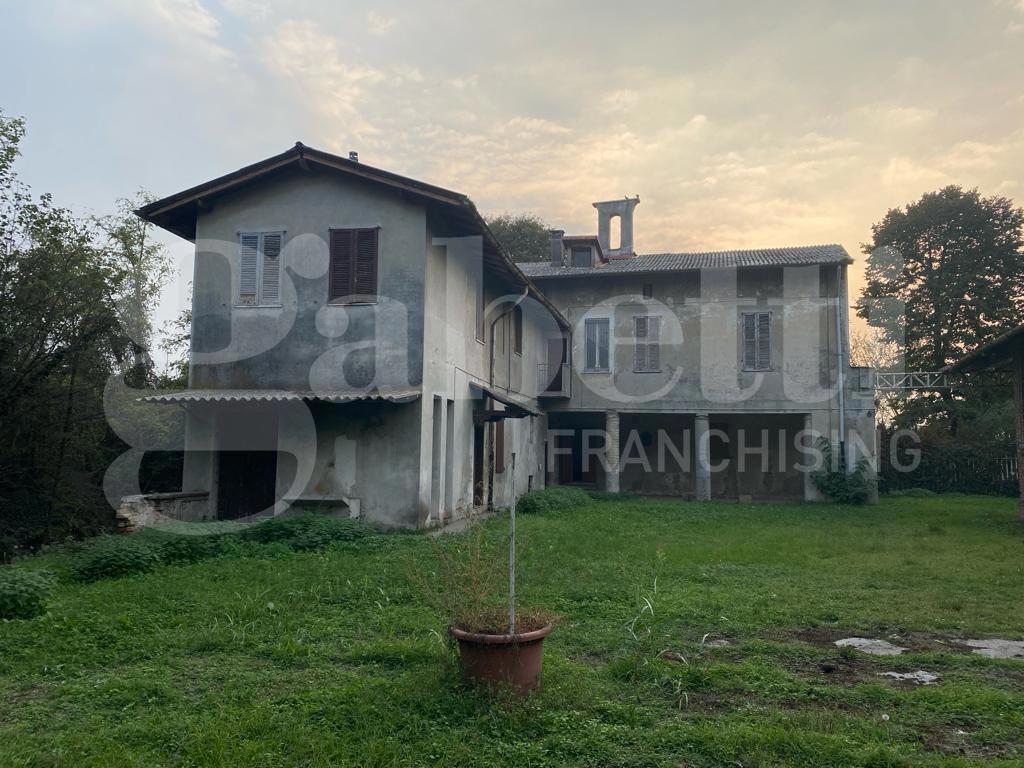 Rustico con giardino a Lodi