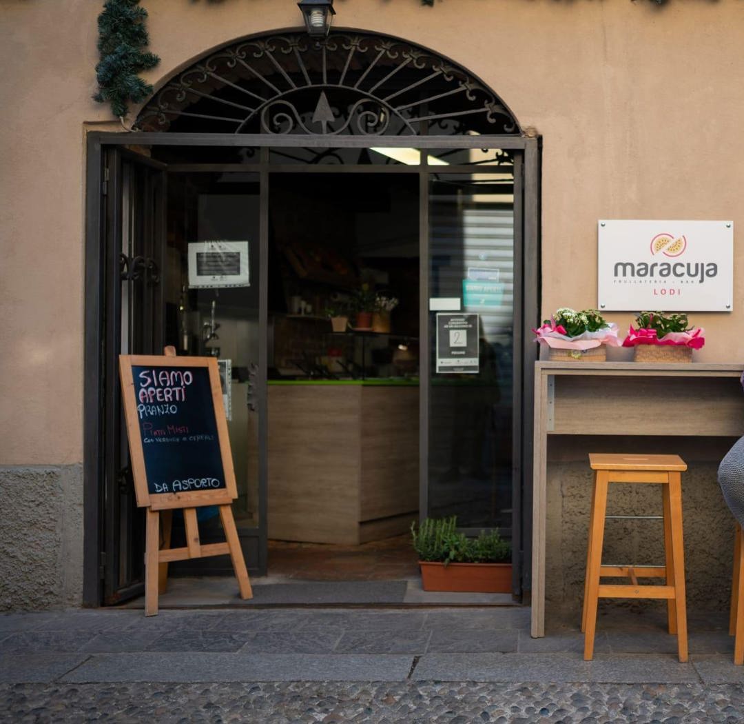 Attivit commerciale Bar e tabacchi in vendita a Lodi