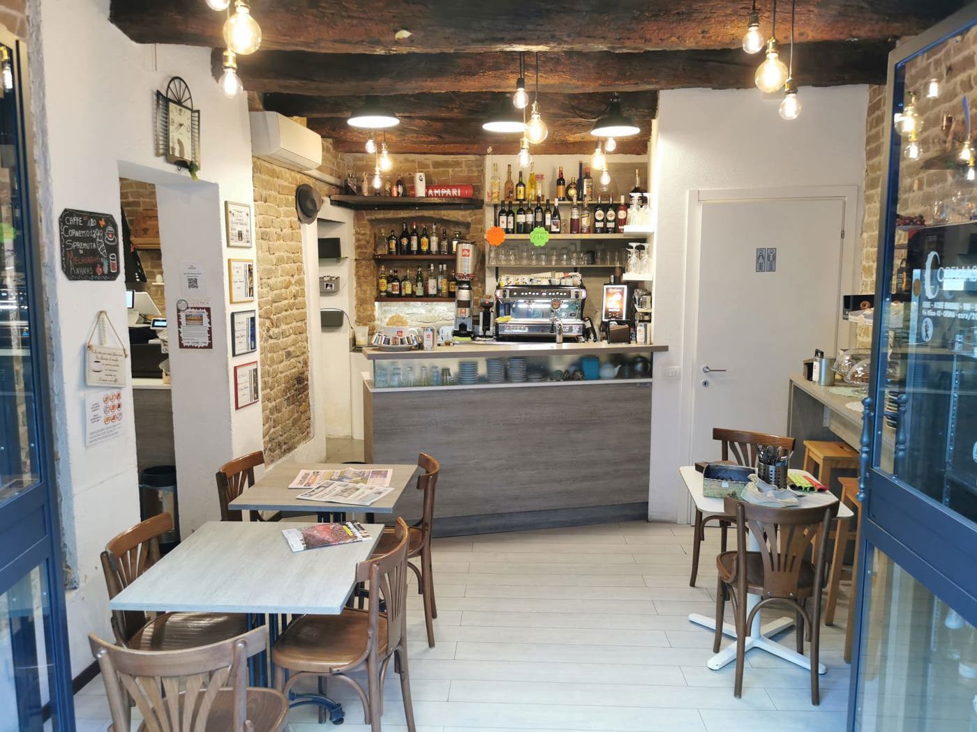 Attivit commerciale Bar e tabacchi in vendita a Lodi