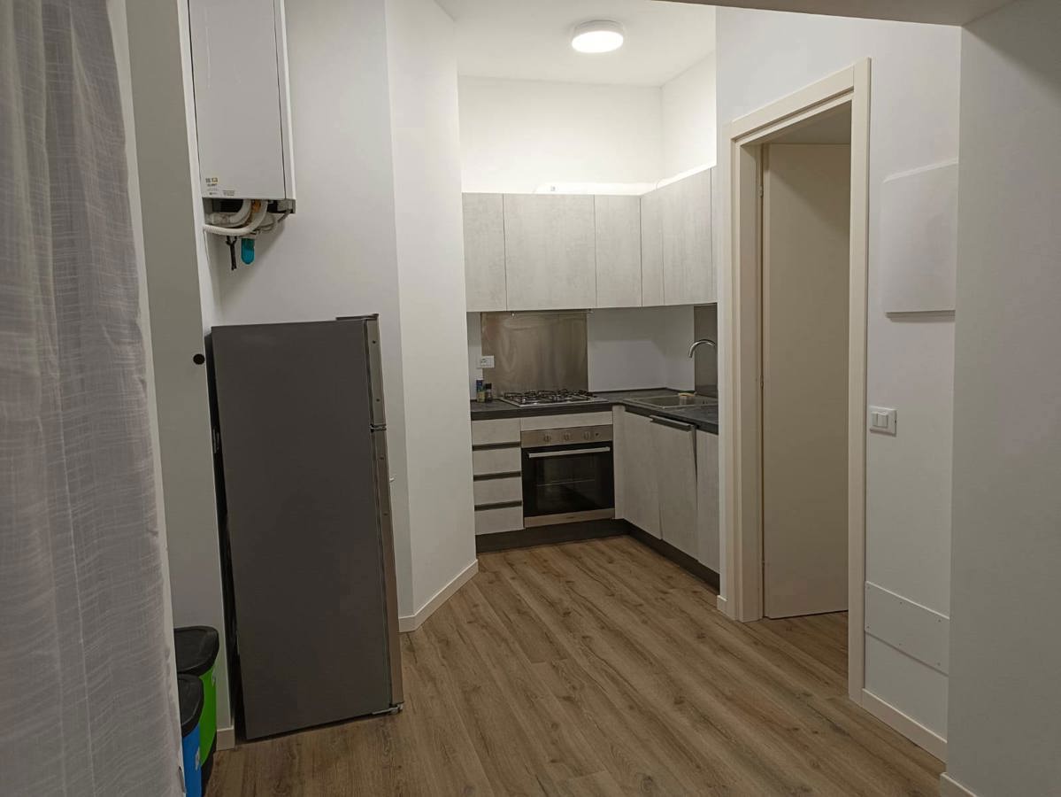 Monolocale arredato in affitto a Lodi