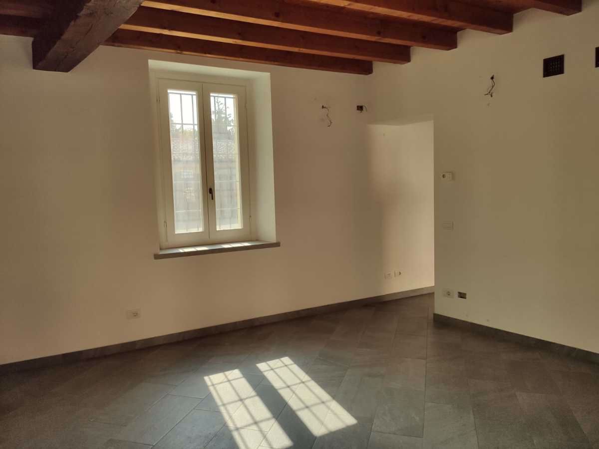 Negozio in affitto a Ossago Lodigiano