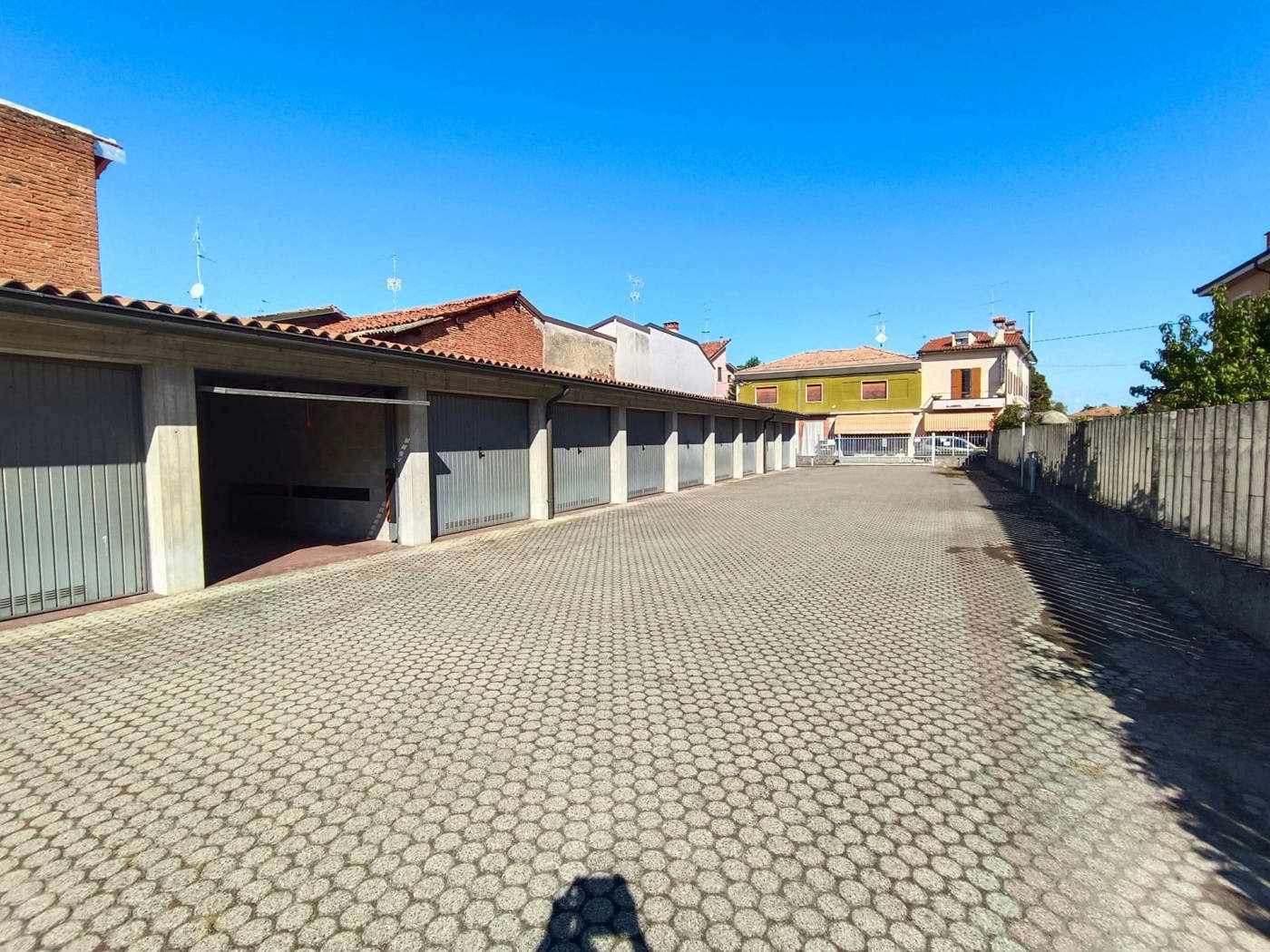 Box/Garage 16mq in vendita a San Colombano al Lambro