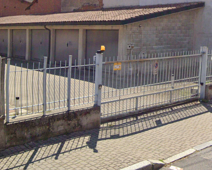 Box/Garage 16mq in vendita a San Colombano al Lambro