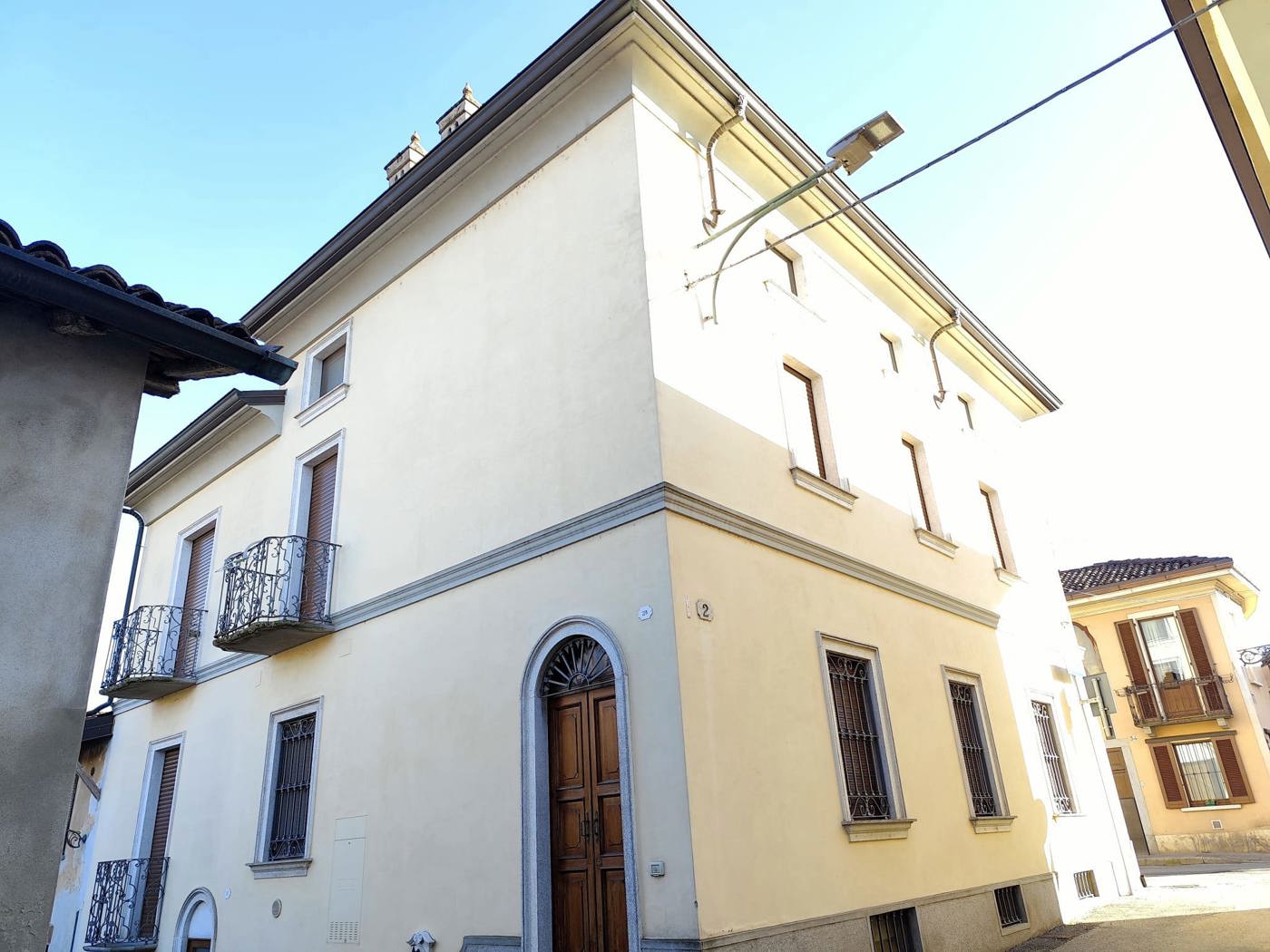 Casa indipendente con giardino a San Colombano al Lambro