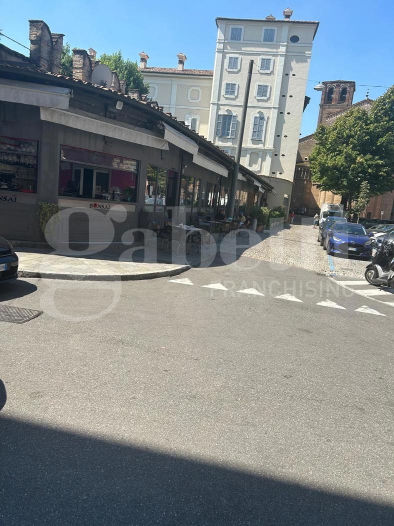 Attivit� commerciale Bar e tabacchi in vendita a Lodi