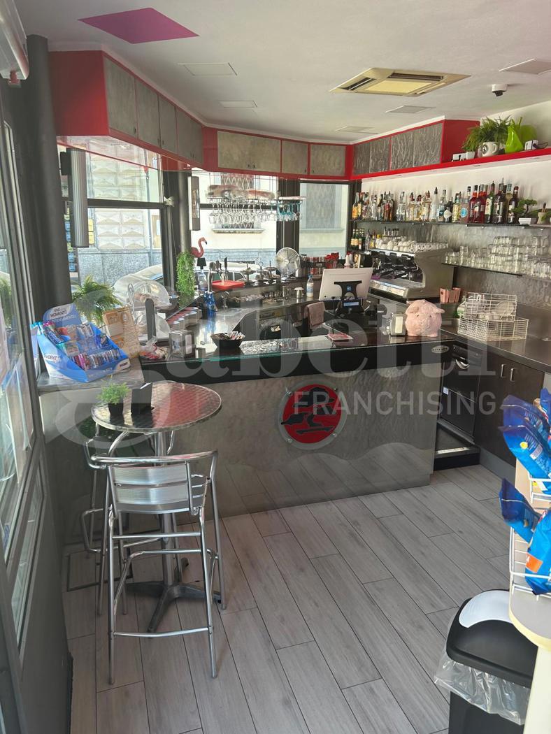 Attivit� commerciale Bar e tabacchi in vendita a Lodi