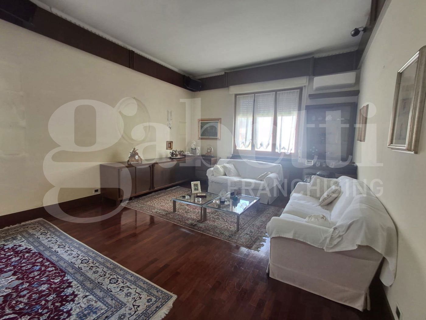 Villa Bifamiliare con giardino a Lodi