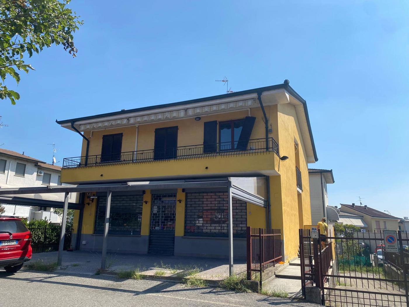 Negozio in affitto a Lodi