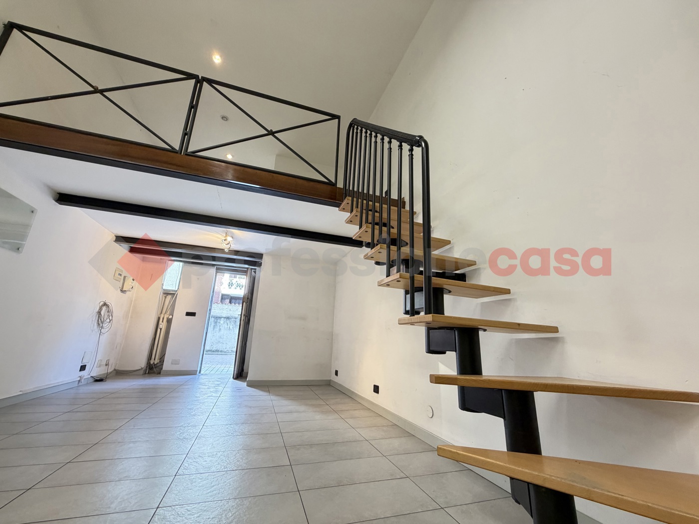 Negozio in vendita a Cesano Boscone