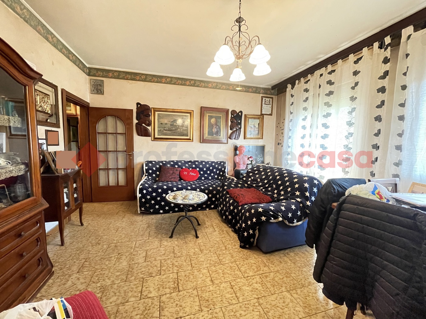 Quadrilocale da ristrutturare a Cesano Boscone