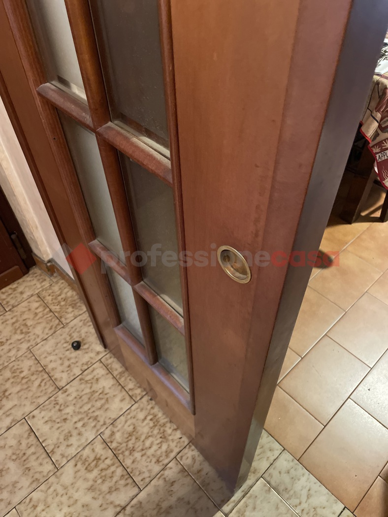 Quadrilocale da ristrutturare a Cesano Boscone