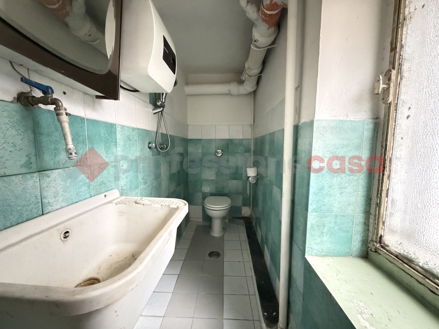 Magazzino in vendita a Cesano Boscone