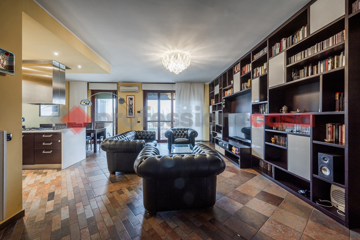 Trilocale arredato in affitto a Corsico