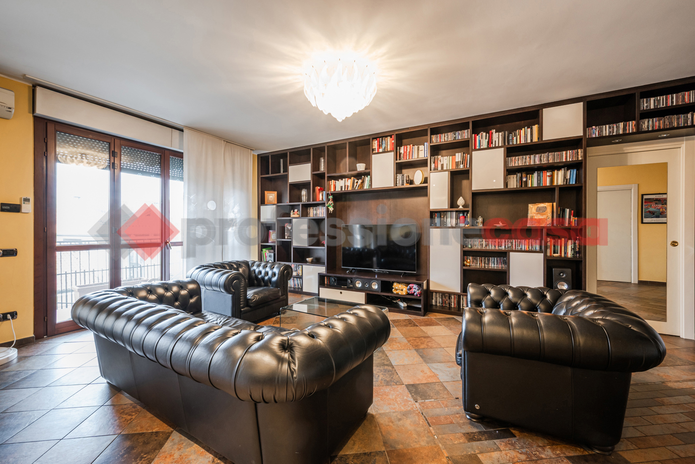 Trilocale arredato in affitto a Corsico