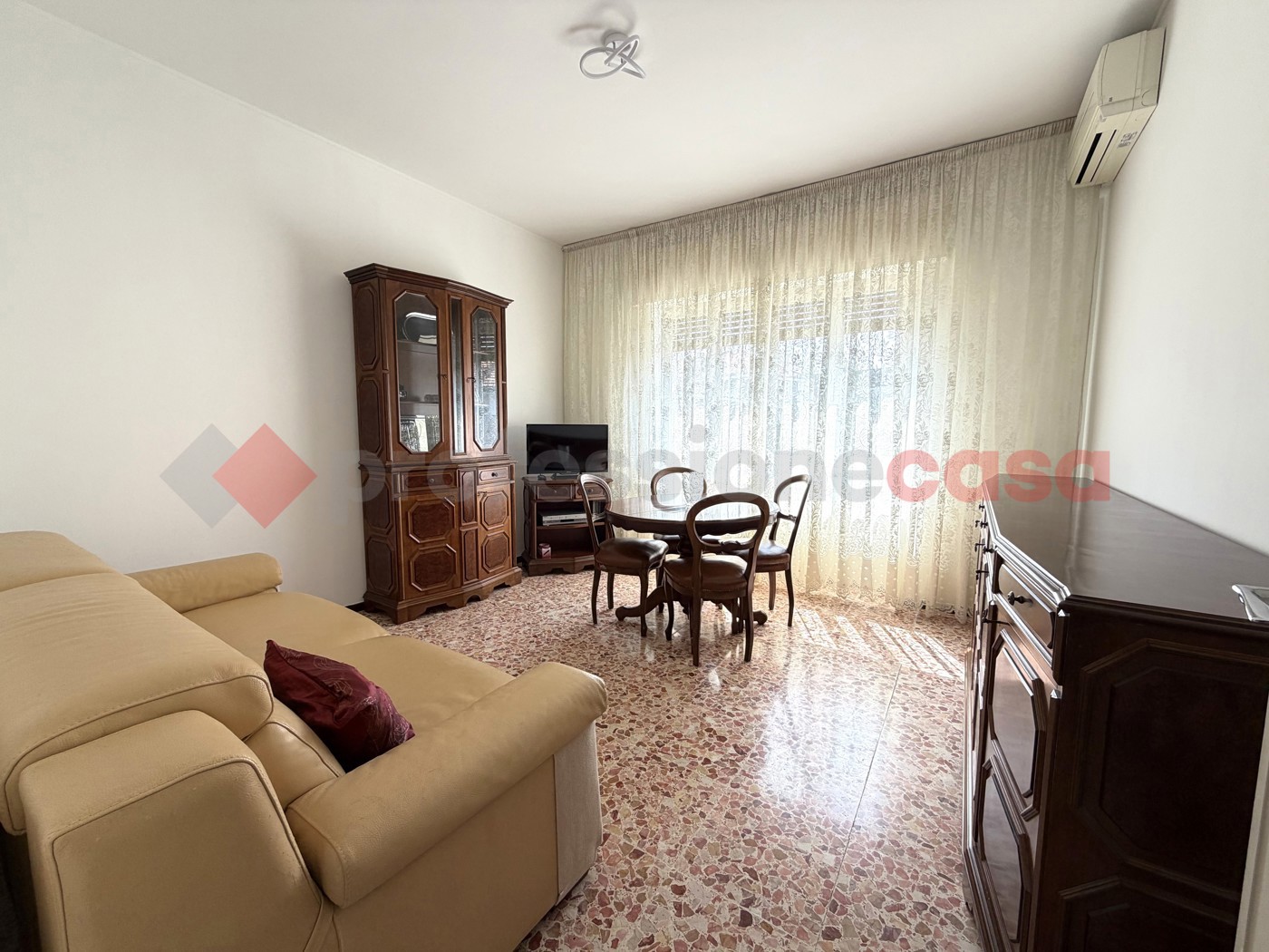 Bilocale arredato in affitto a Cesano Boscone