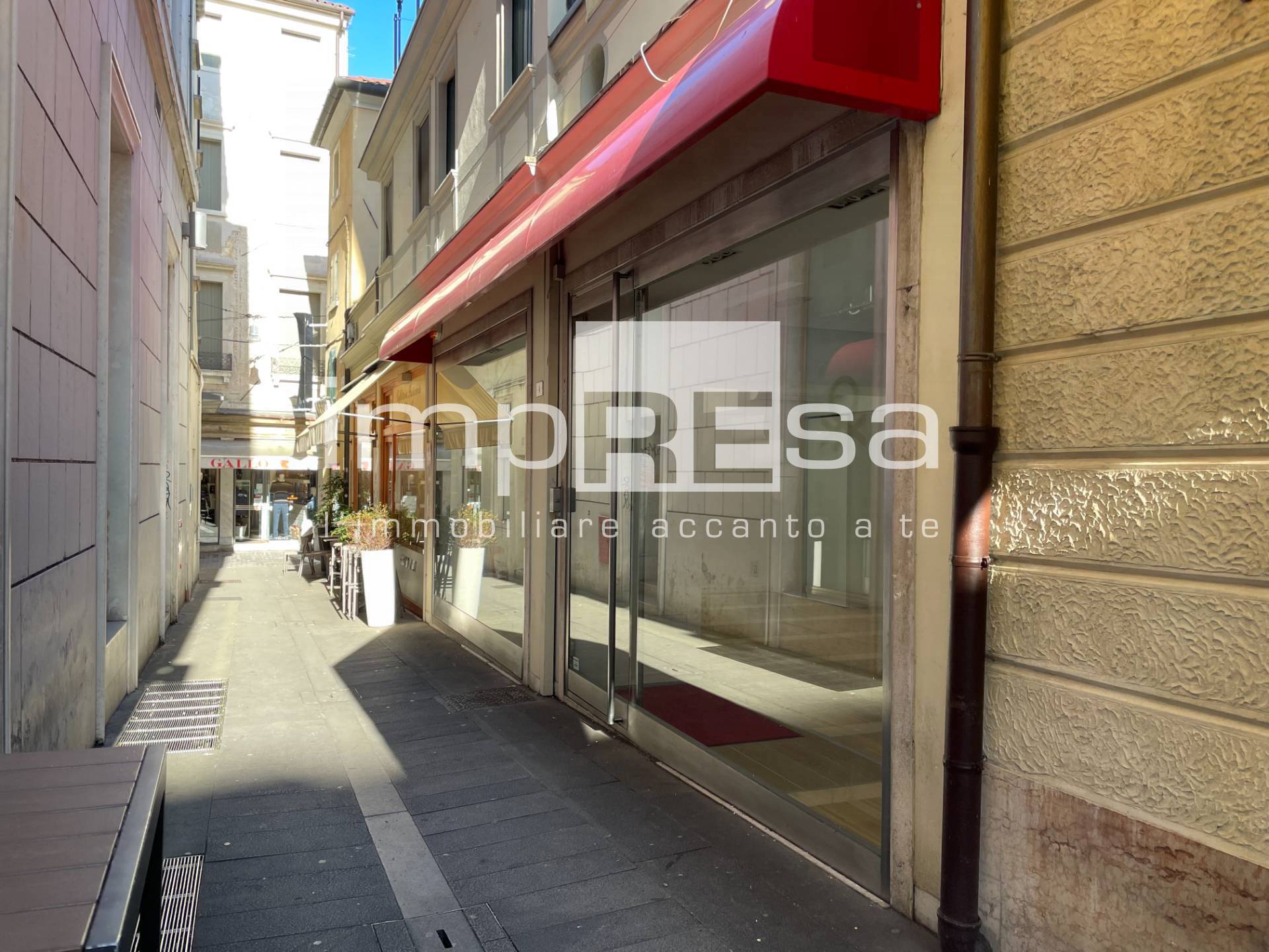 Negozio in affitto a Treviso, Centro storico