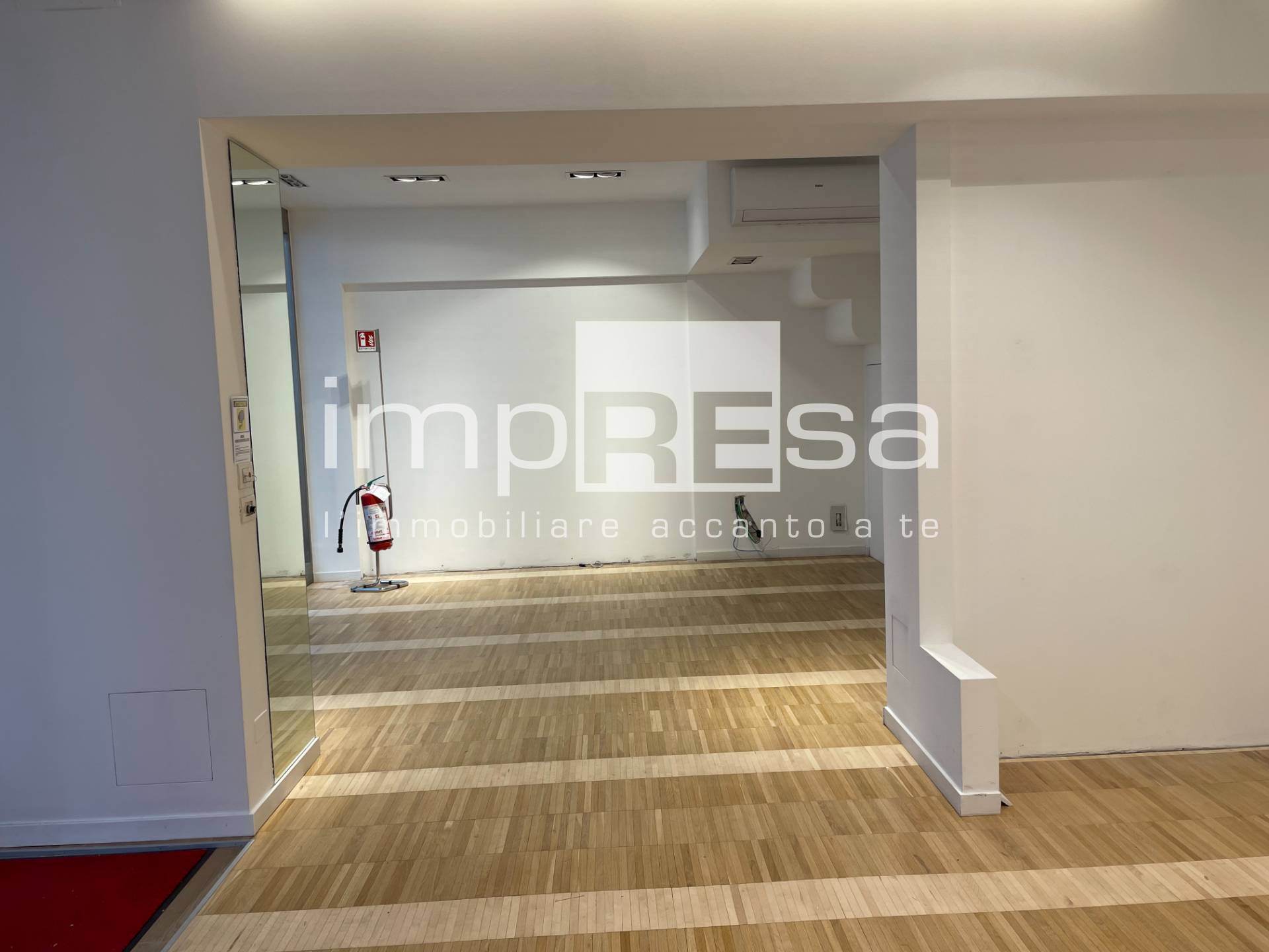 Negozio in affitto a Treviso, Centro storico