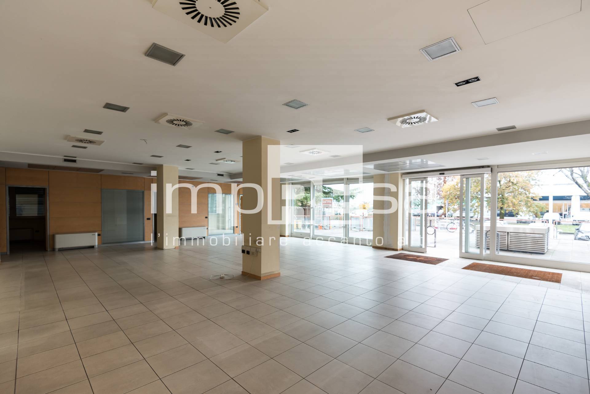 Negozio in affitto a Villorba, Lancenigo