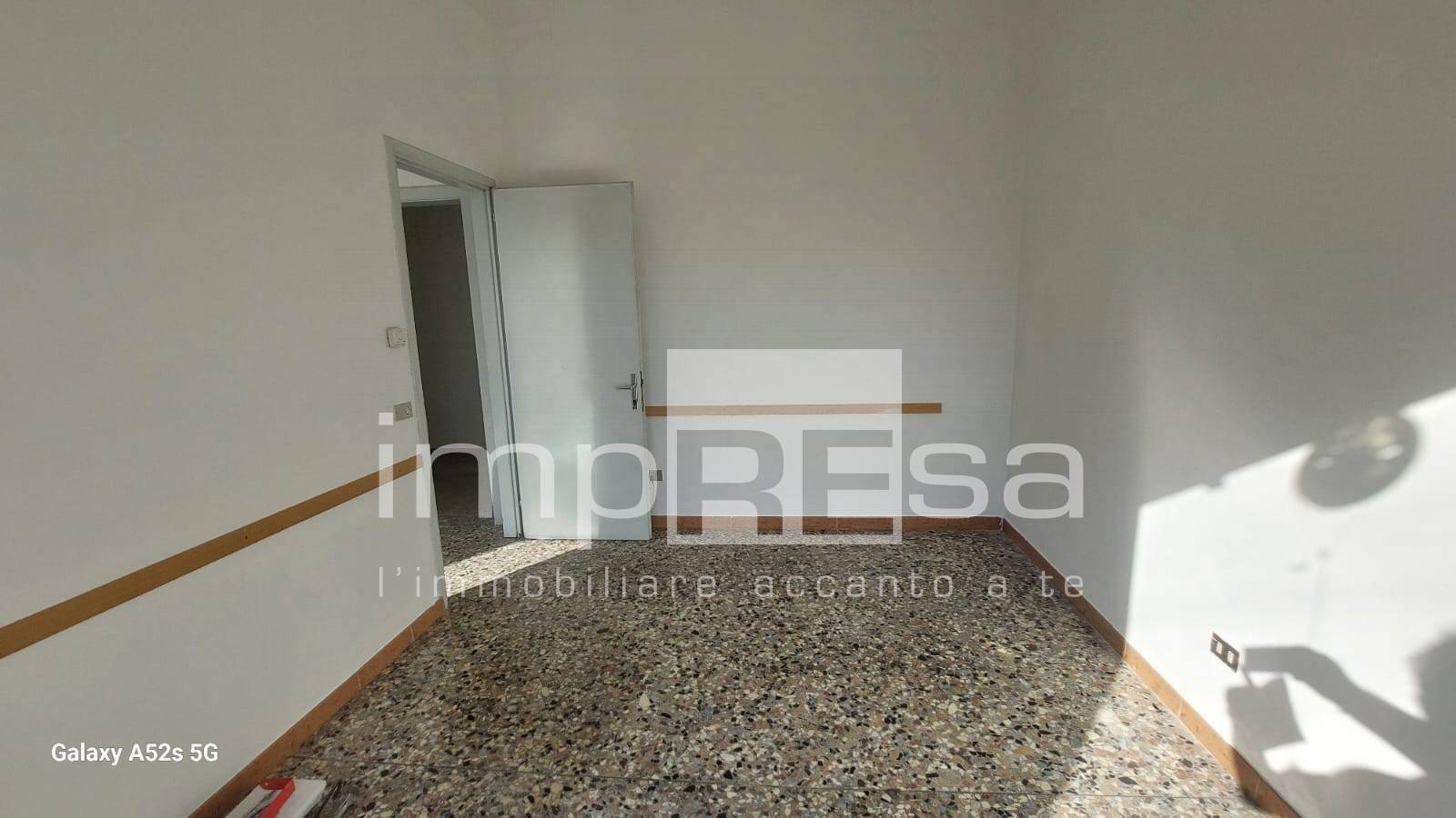 Locale commerciale in affitto a Treviso, S. Zeno