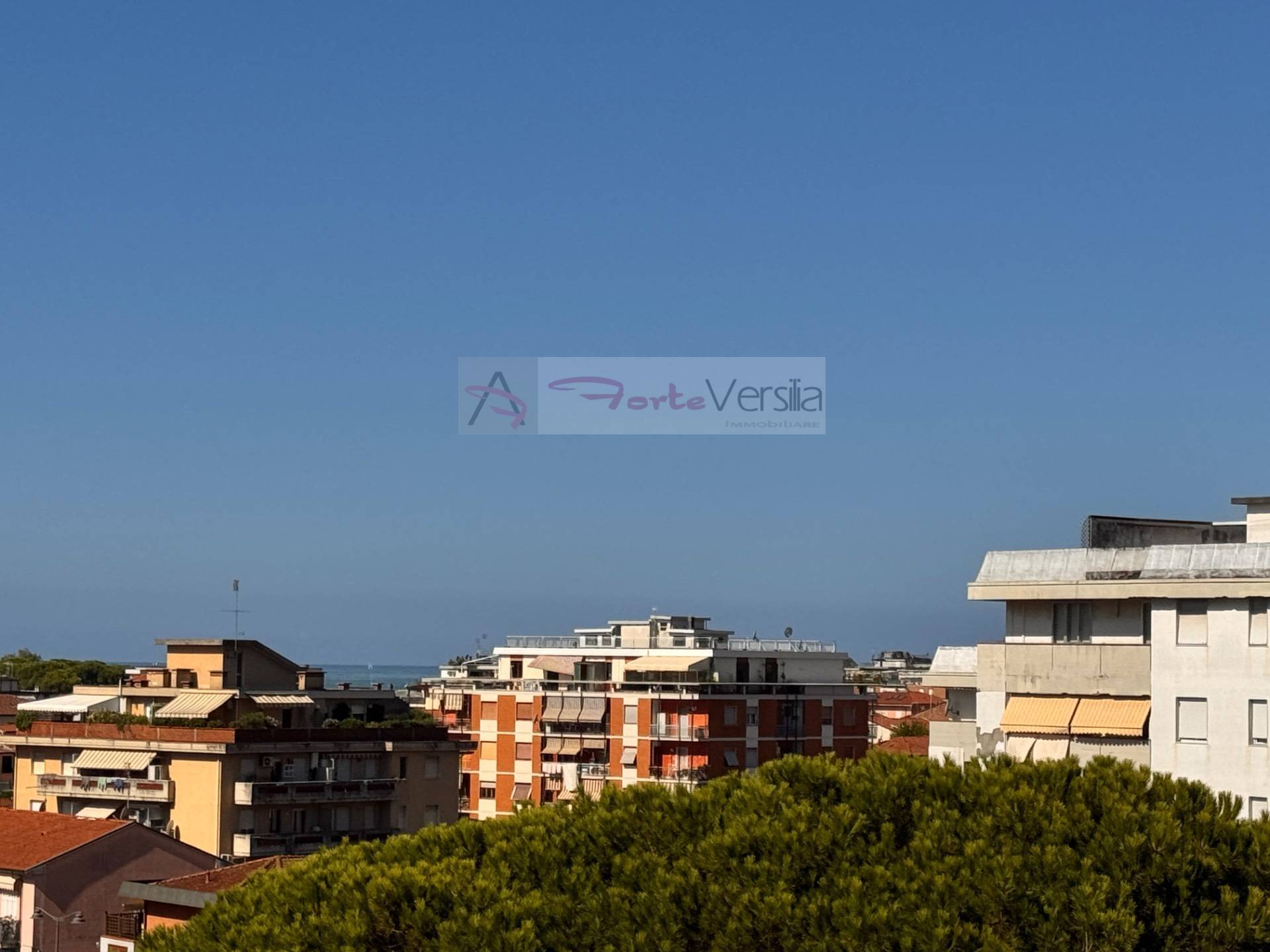 attico in vendita a Carrara, Marina di Carrara