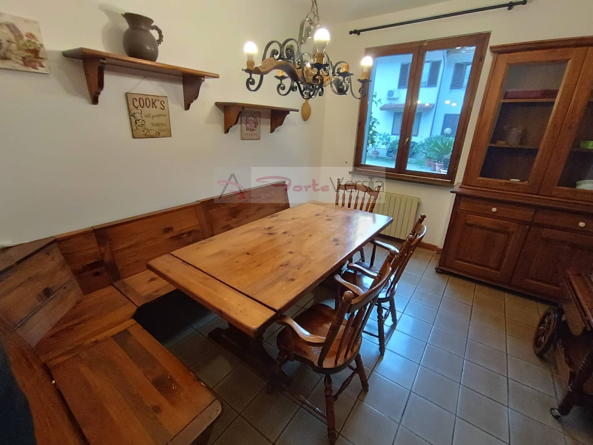 appartamento in vendita a Seravezza, Querceta