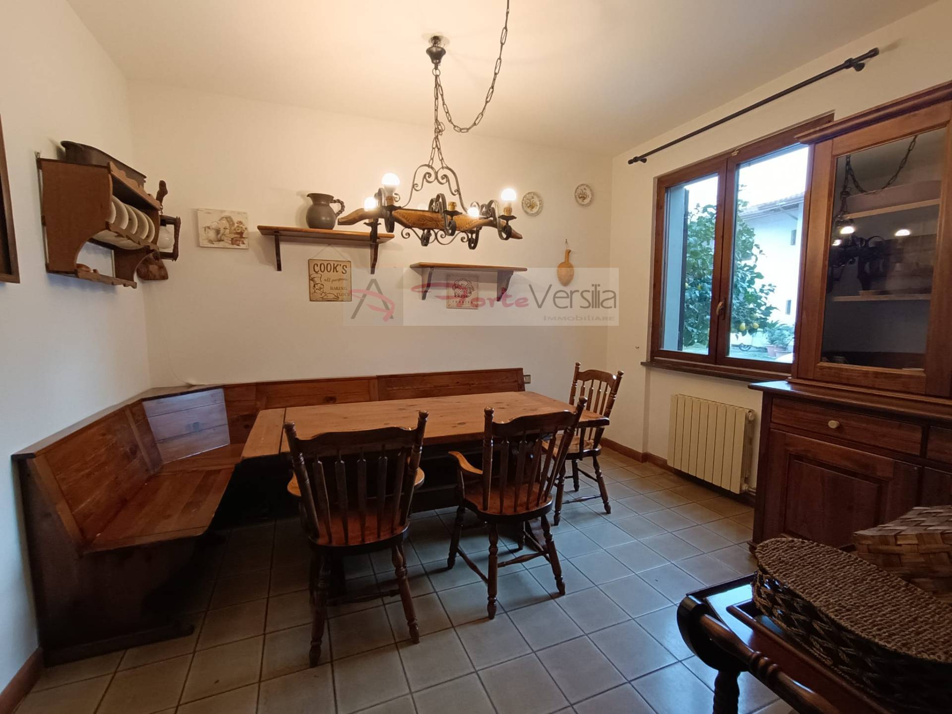 appartamento in vendita a Seravezza, Querceta