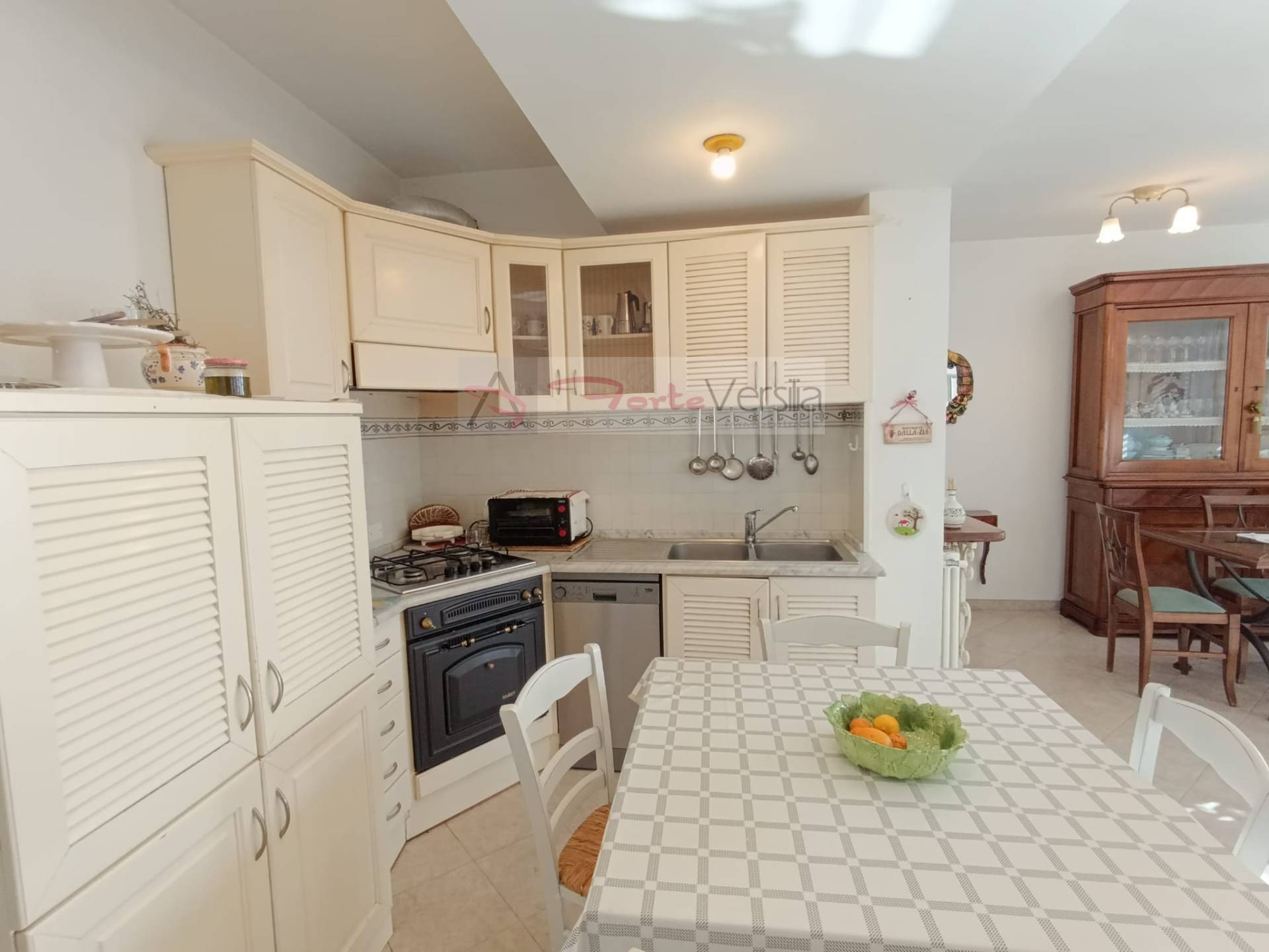 appartamento in vendita a Forte dei Marmi, Centro