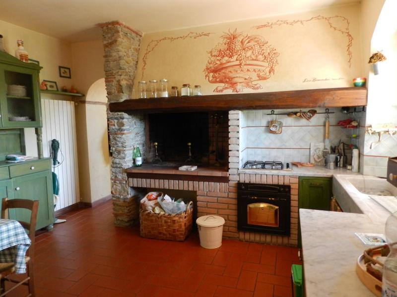 casale in vendita a Pietrasanta, Strettoia