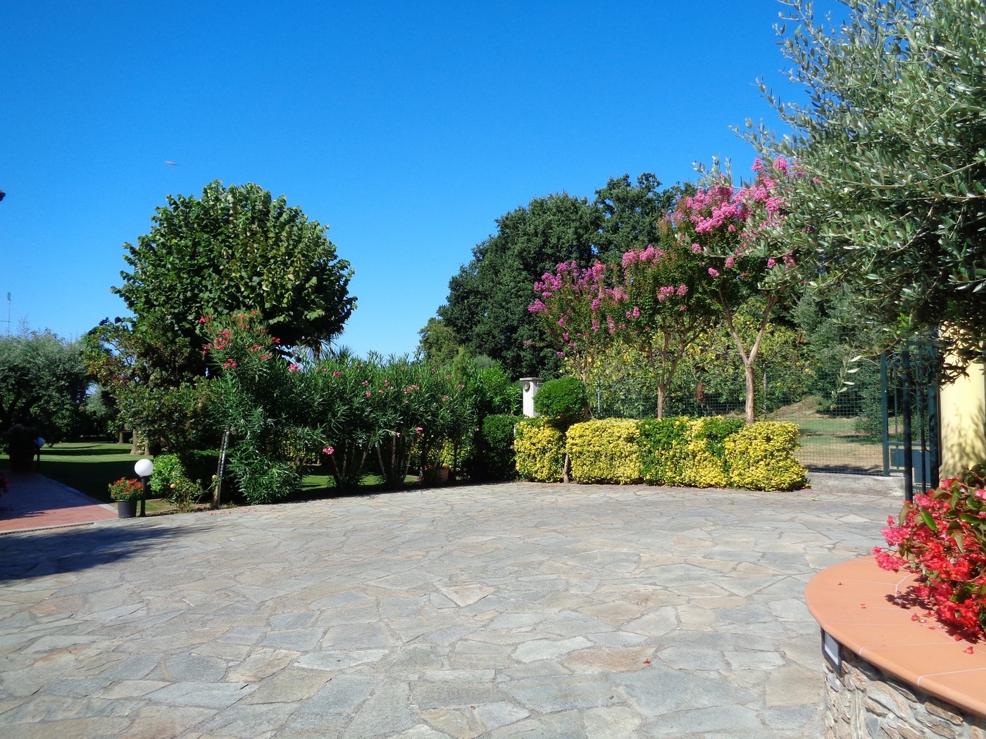 Villa in vendita a Montignoso, Capanne