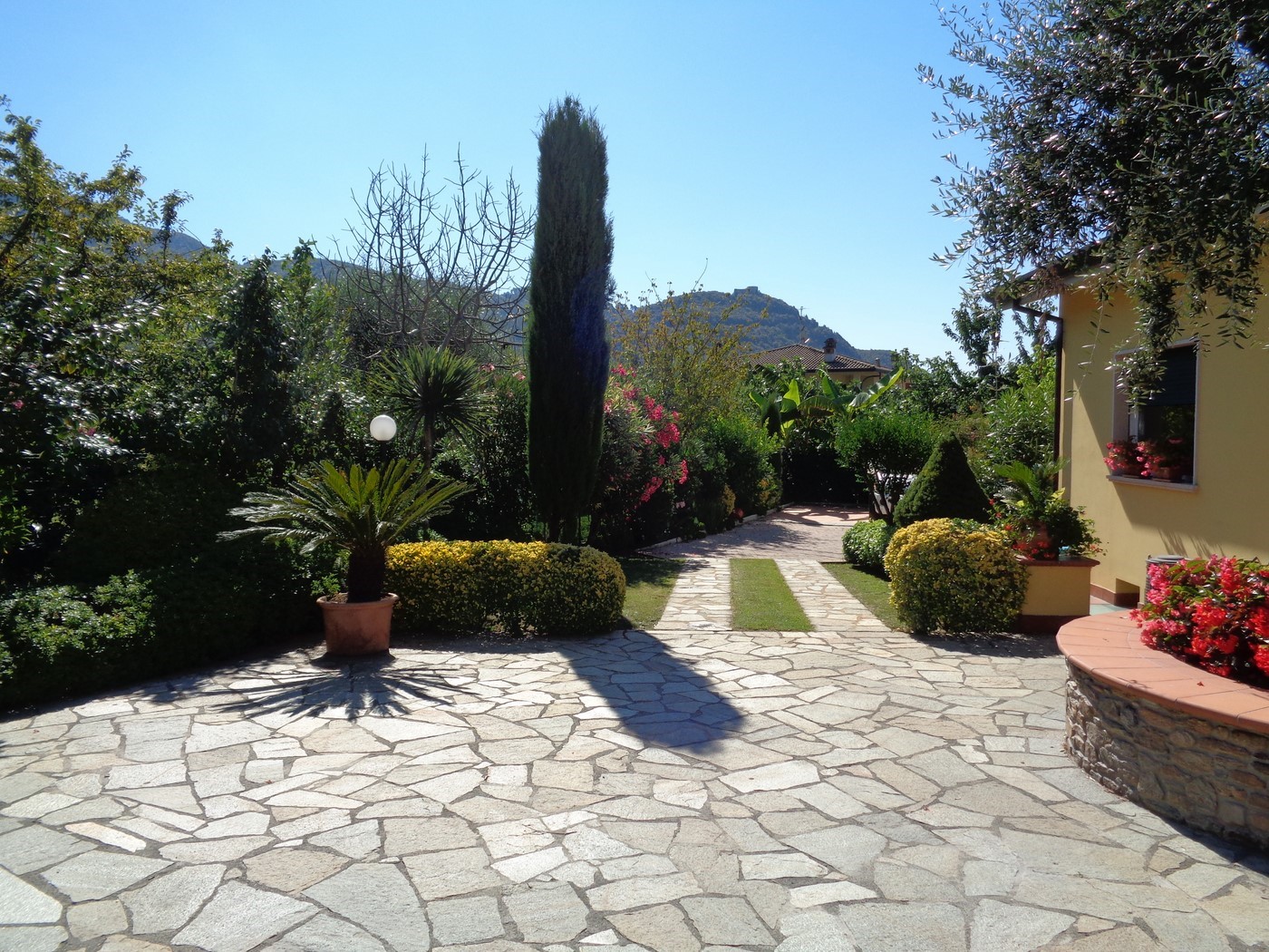 Villa in vendita a Montignoso, Capanne