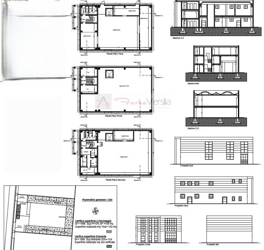 Capannone in vendita a Pietrasanta