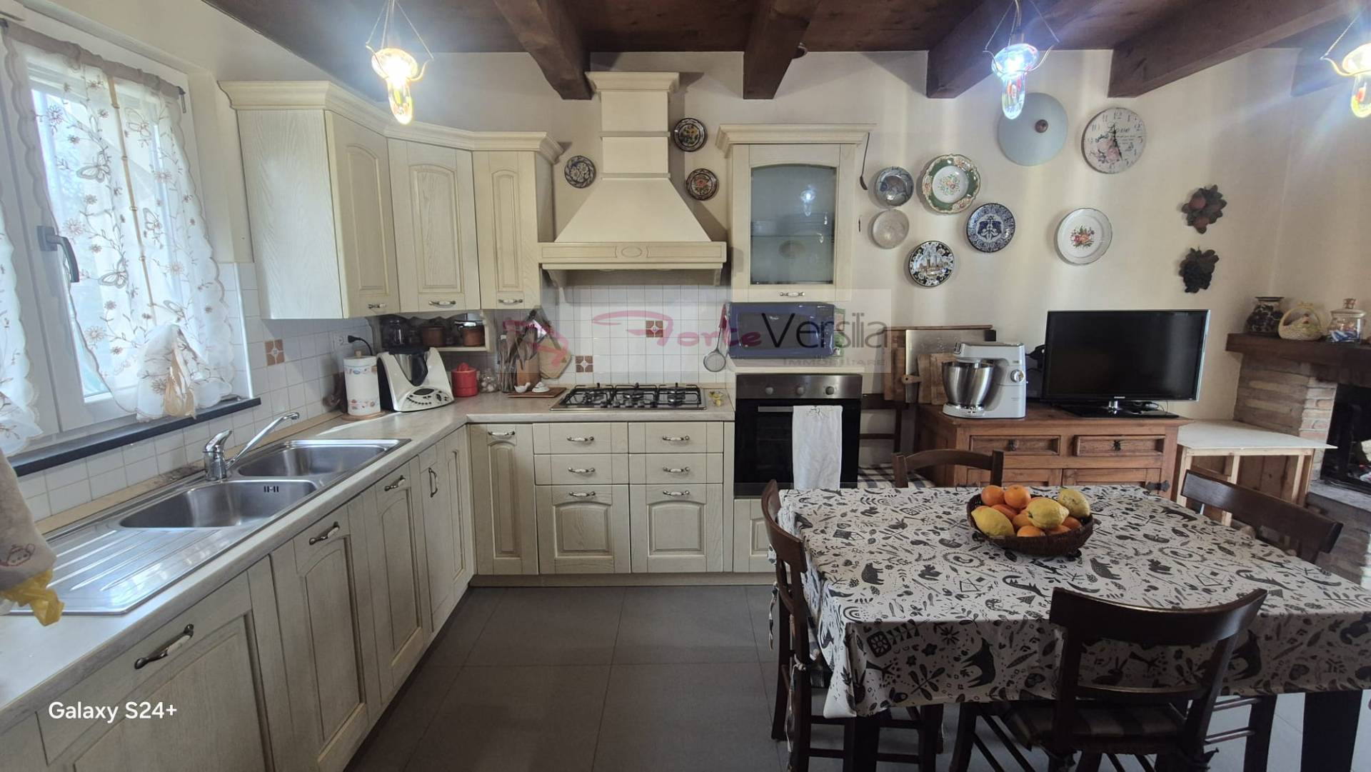 Villa in vendita a Montignoso, Cinquale