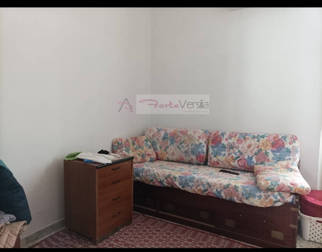 villa bifamiliare in vendita a Pietrasanta, Ponterosso