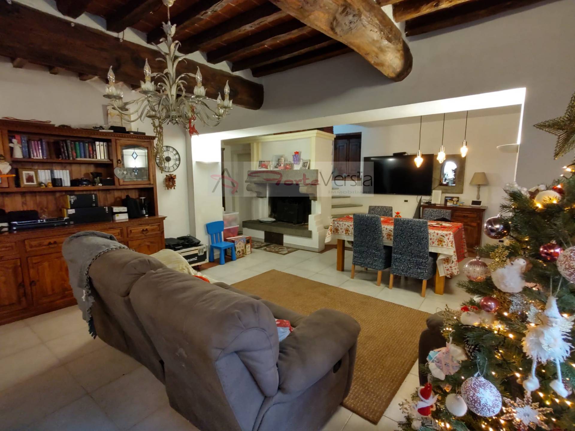 Casolare in vendita a Pietrasanta, Crociale