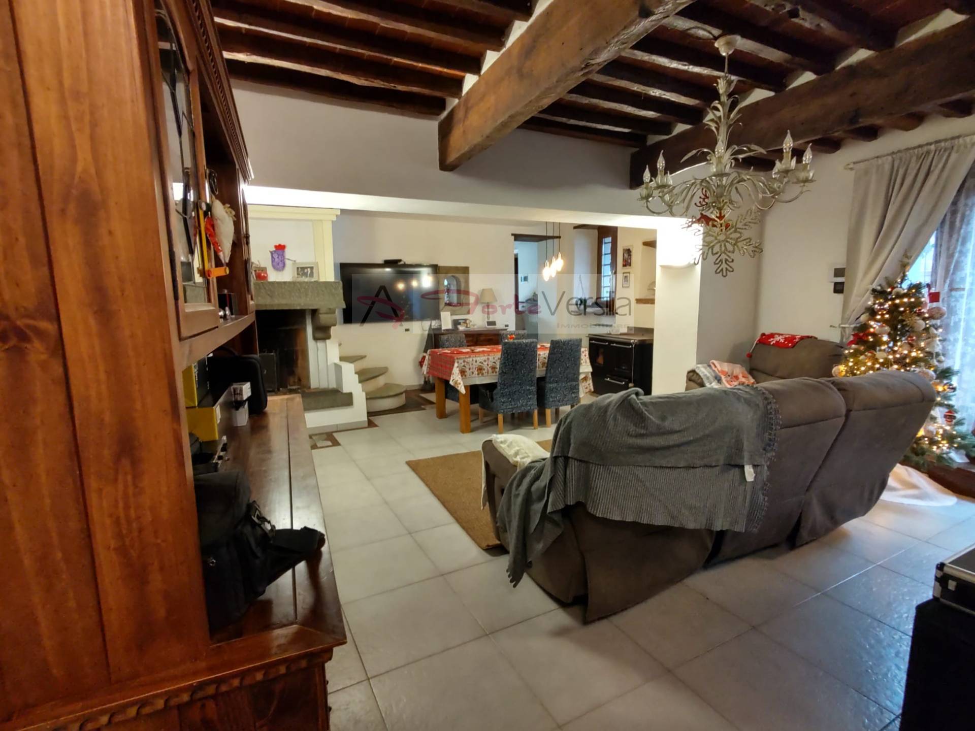 Casolare in vendita a Pietrasanta, Crociale