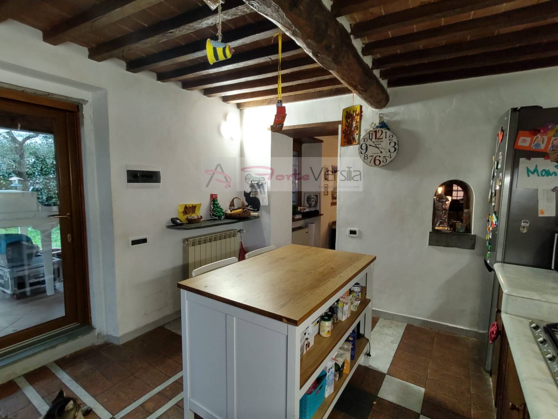 Casolare in vendita a Pietrasanta, Crociale