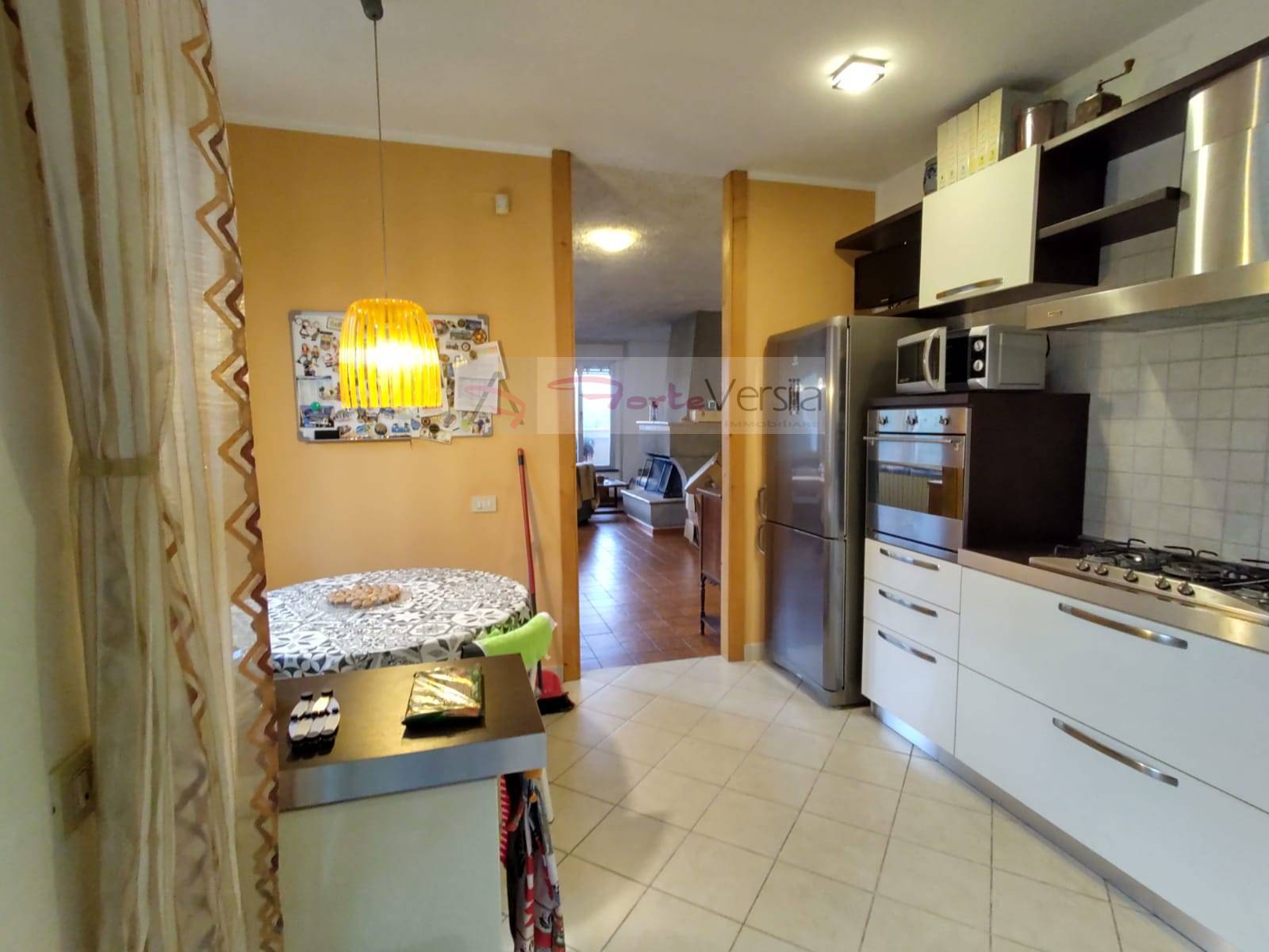 casa indipendente in vendita a Massarosa, Bargecchia