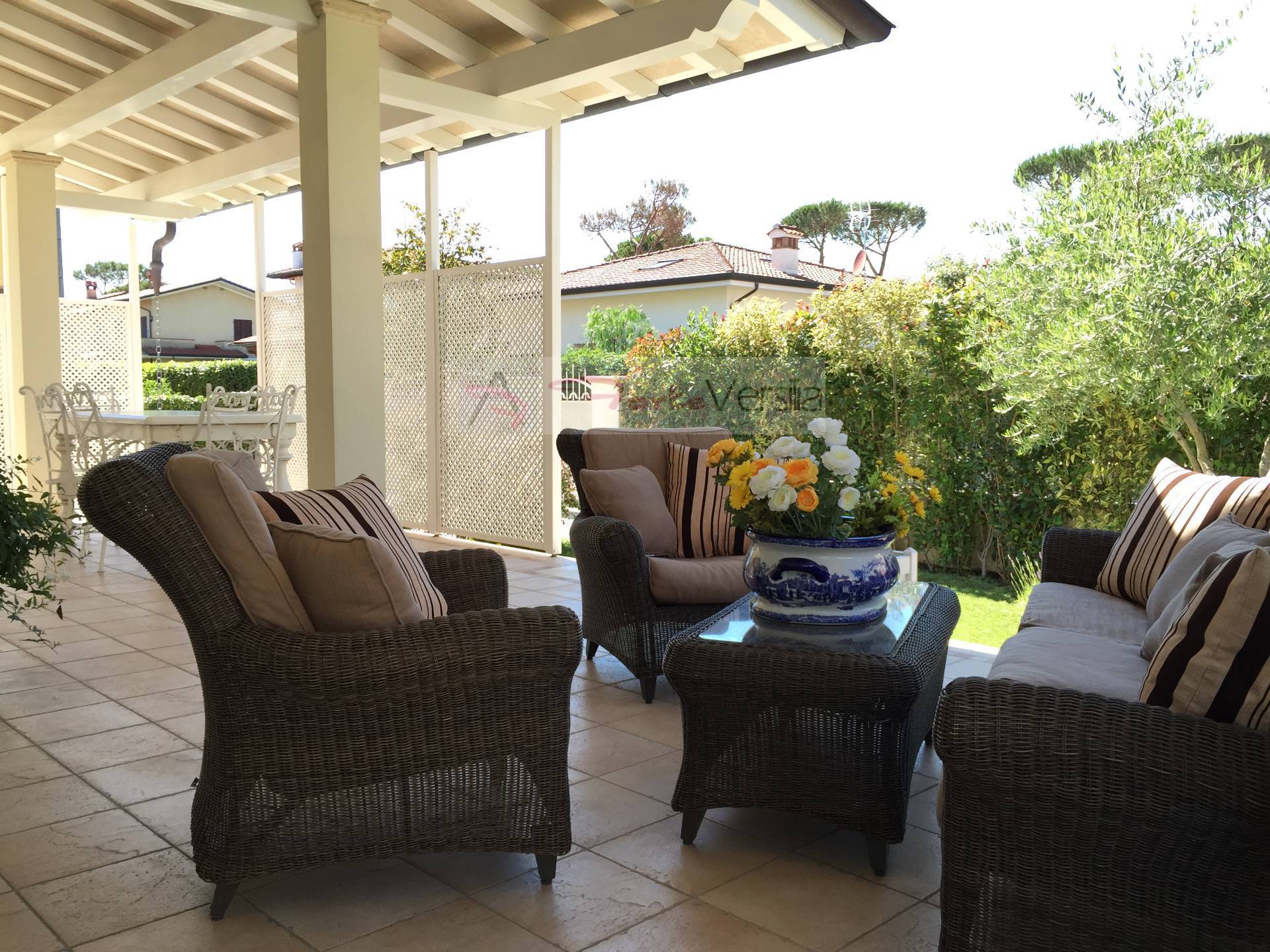 Villa in vendita a Pietrasanta, Marina di Pietrasanta