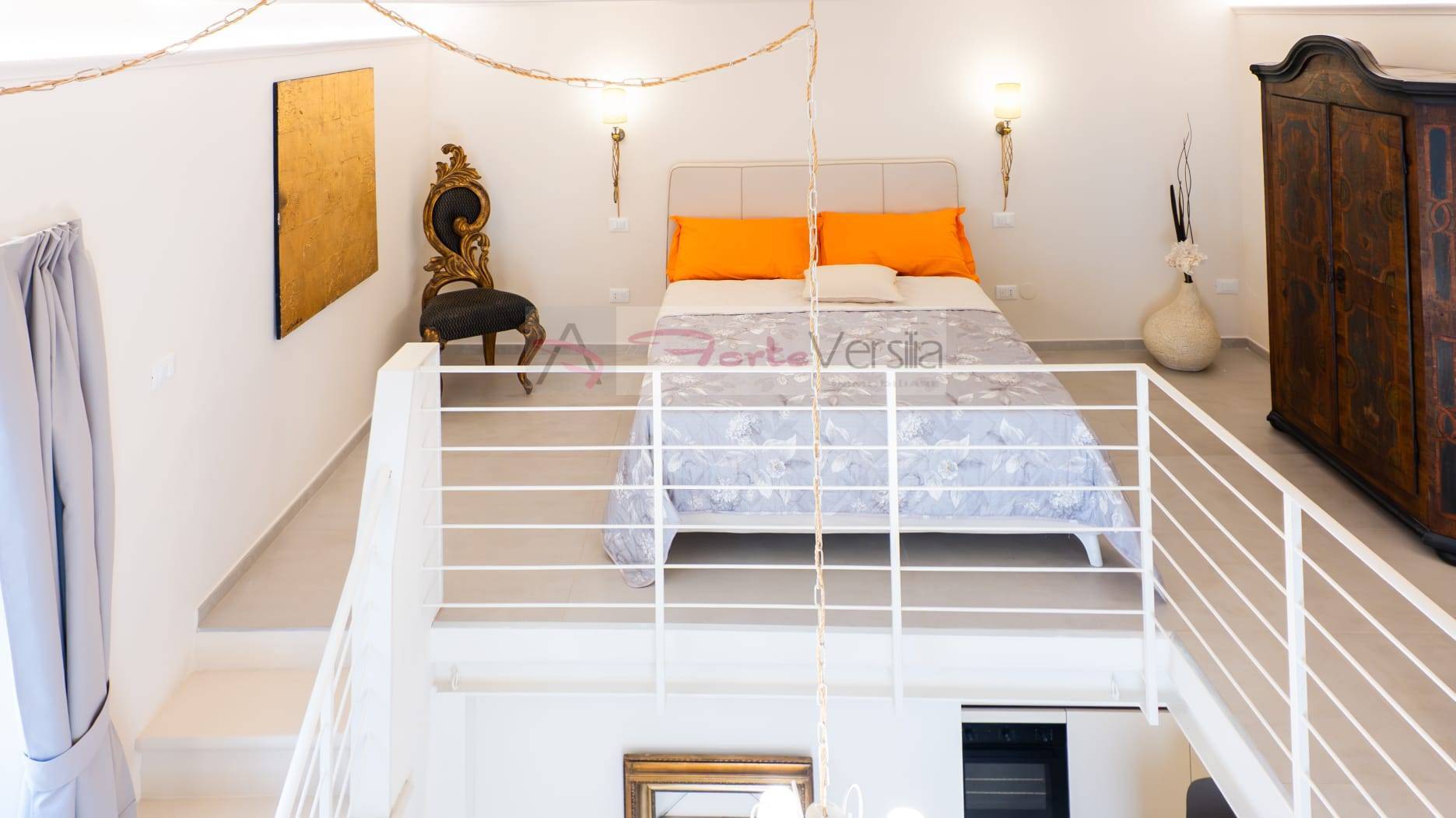 Loft/Open space in vendita a Pietrasanta, Centro Storico