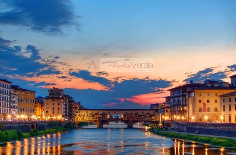 Locale commerciale in vendita a Firenze, Centro Duomo