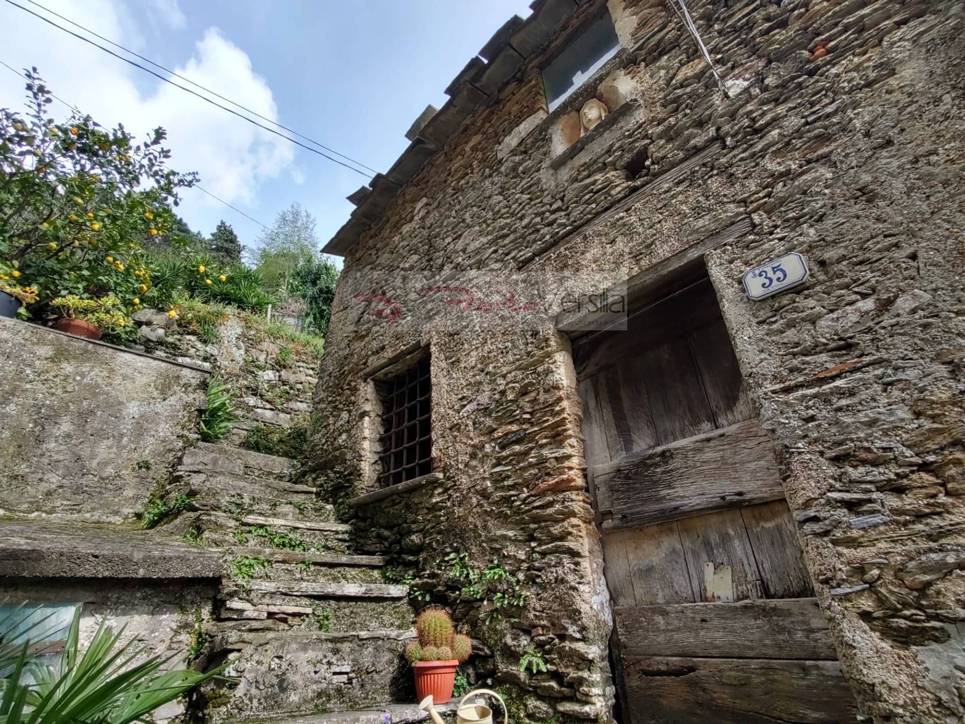 Casetta Semindipendente in vendita a Pietrasanta, Strettoia