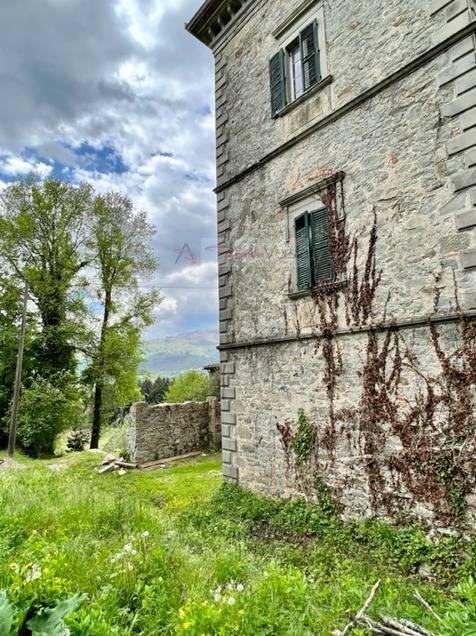 Villa in vendita a Lucca