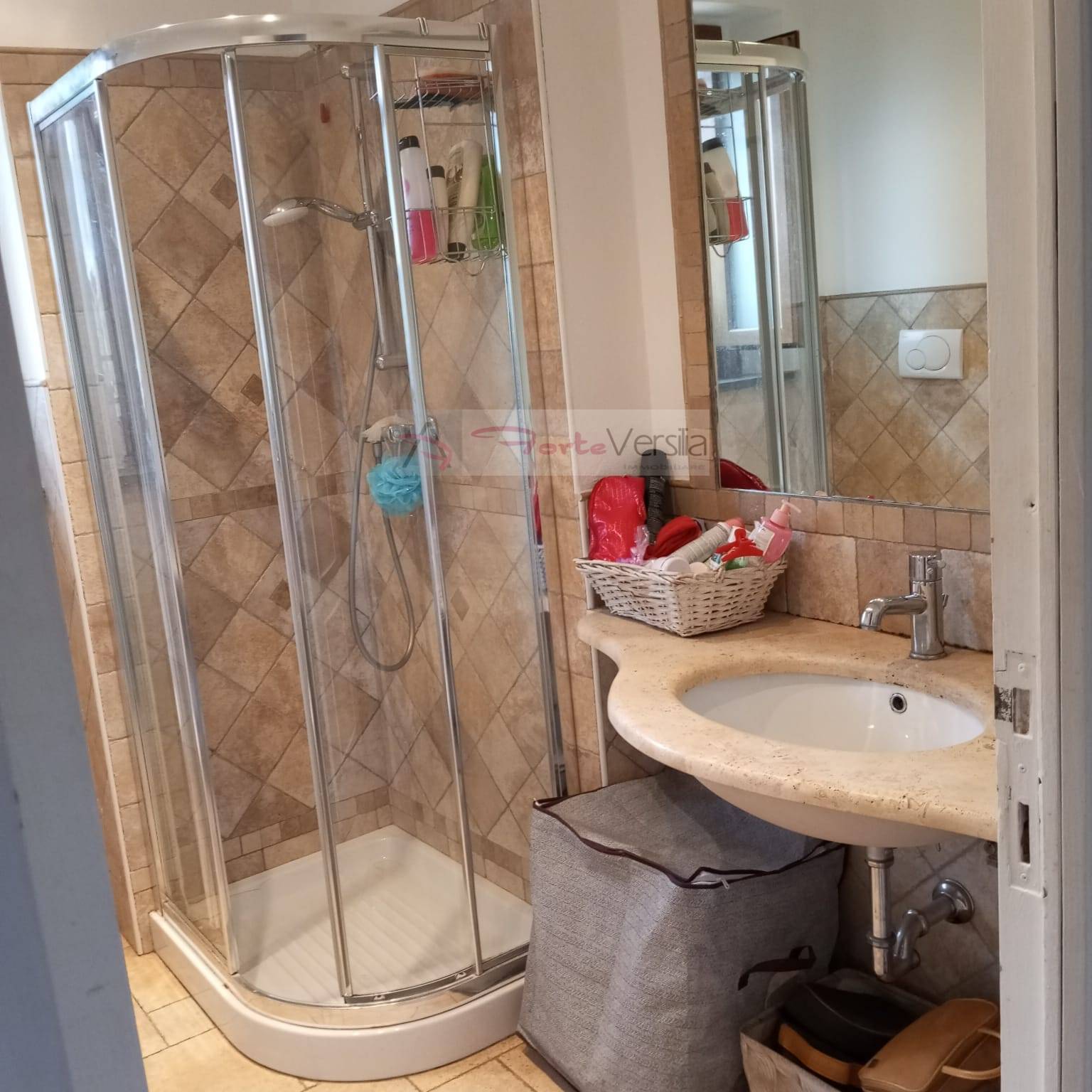 villa bifamiliare in vendita a Montignoso, Cervaiolo