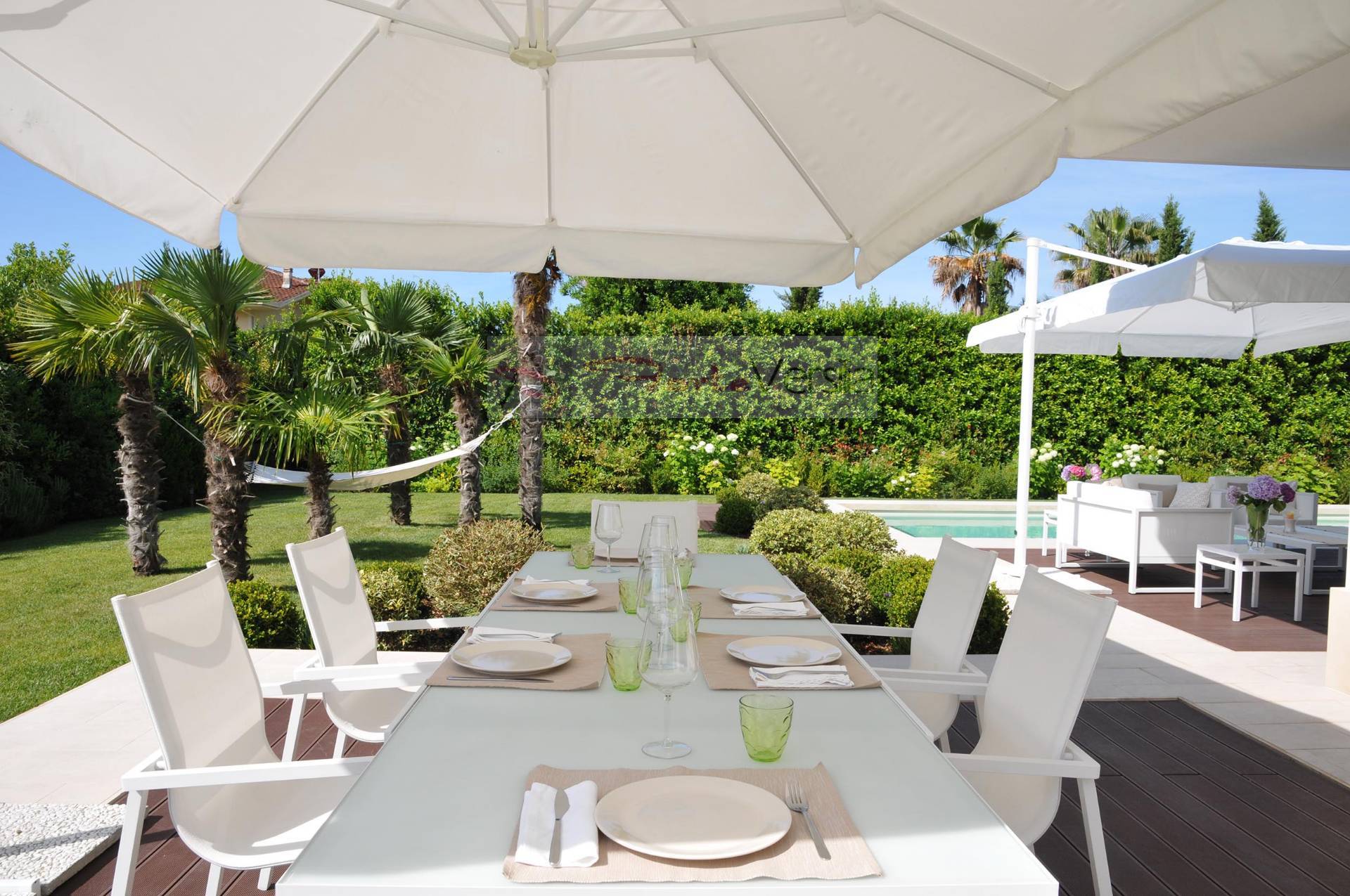 villa indipendente in affitto a Forte dei Marmi, Centro